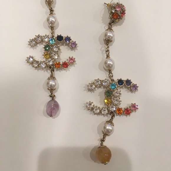 Authentic Chanel Dangle Costume Earrings, SS19 - Picture 2 of 7